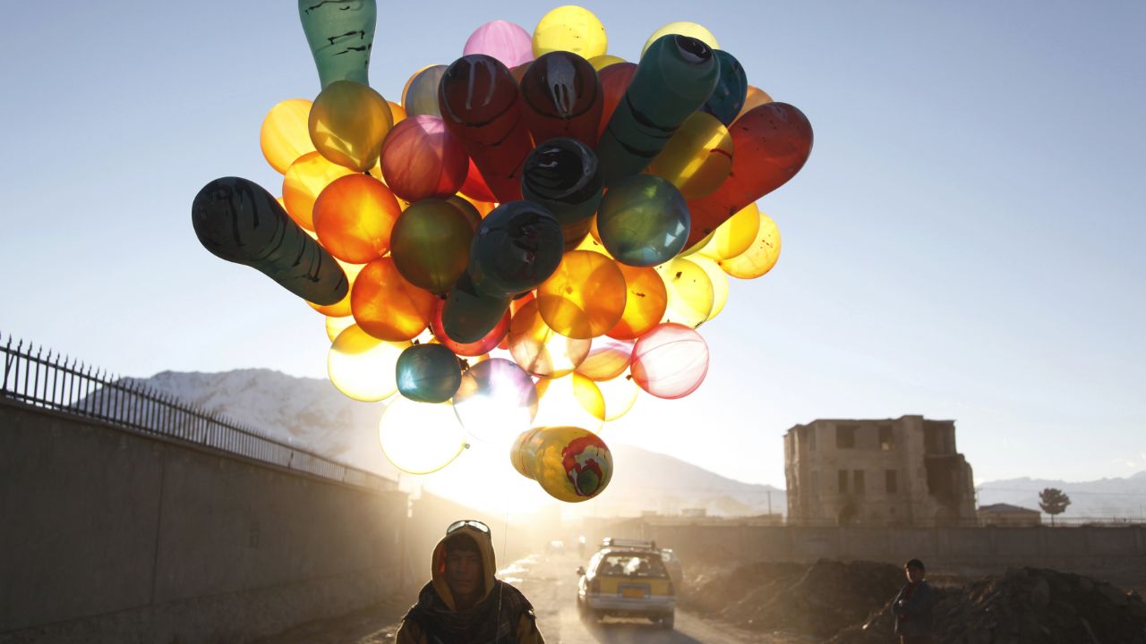 Afbeelding van ballonnen in de lucht